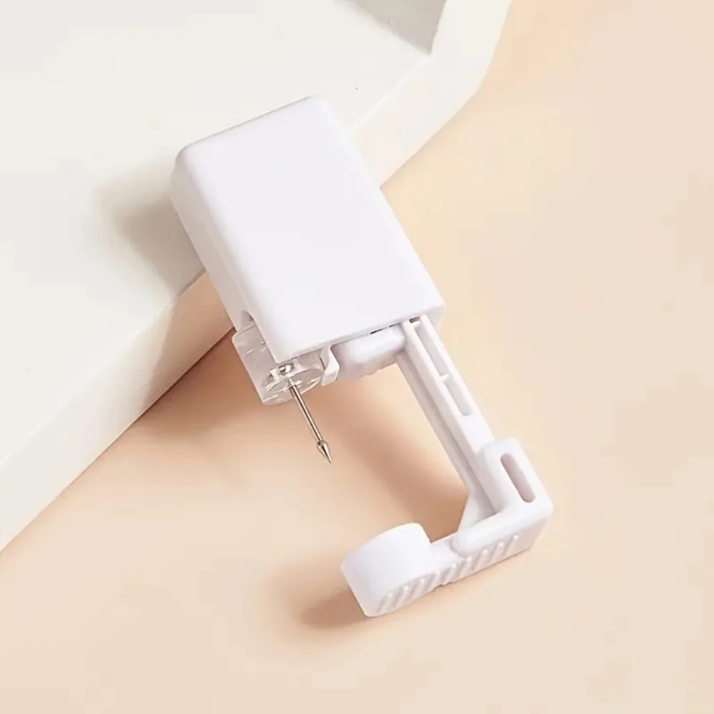 Sale STAINLESS STEEL CZ self nose ear piercing set. Quick painless - Picture 13 of 13